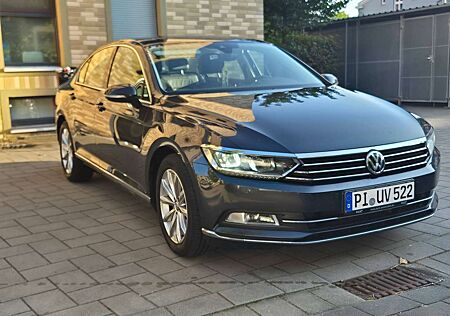 VW Passat Volkswagen 2.0 TDI SCR Highline