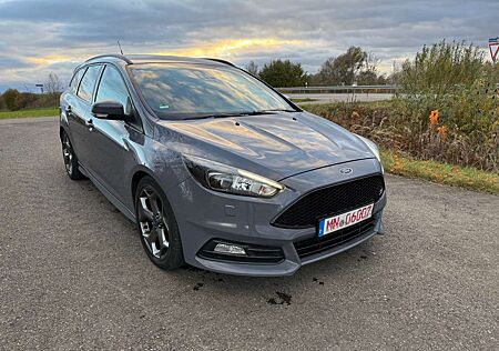 Ford Focus ST