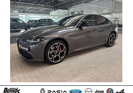 Alfa Romeo Giulia 2.0 Turbo 16V AT8-Q4 Veloce AUTOMATIK LEDER NAVI