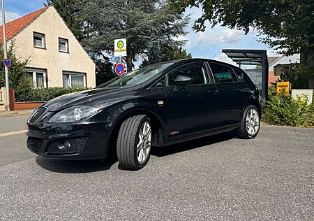 Seat Leon 1.4 TSI Style Copa 125PS Wartung Neu Kette Neu