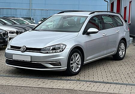 VW Golf Volkswagen 1.6 TDI*AHK*ACC*Standheizg*Kamera*Navi*Massage*+WR