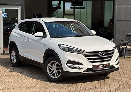 Hyundai Tucson blue Classic 2WD Navi 1.Hand...