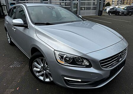 Volvo V60 D2 Powershift Summum