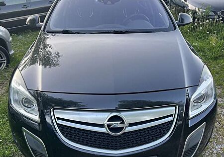 Opel Insignia 2.8 V6 Turbo Sports Tourer 4x4 OPC