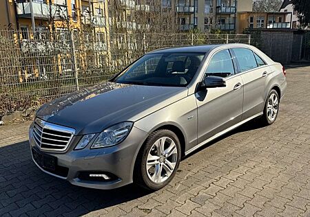 Mercedes-Benz E 250 CGI BlueEfficiency Avantgarde