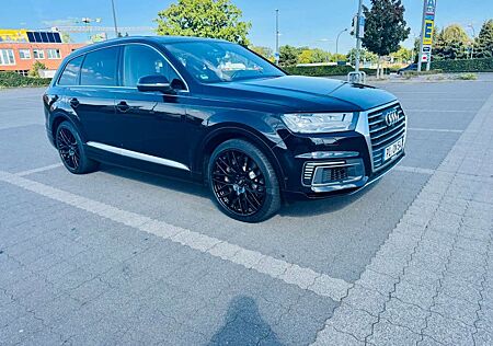 Audi Q7 3.0 TDI e-tron quattro tiptronic