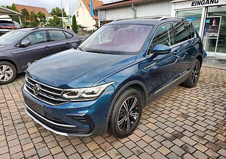 VW Tiguan Volkswagen Elegance 4Motion Matrix DiscoverPro BusinessPremiu