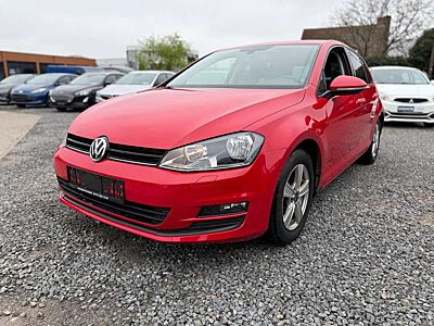 Volkswagen Golf Comfortline BMT*Navi*PDC*AHK*SHZ*140PS*