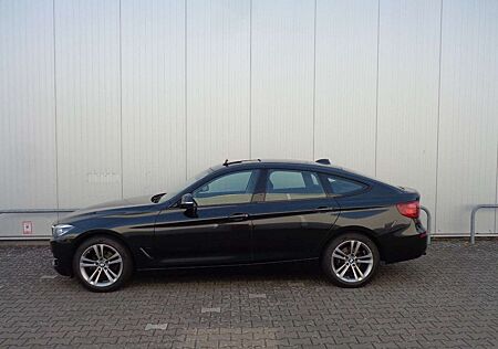 BMW 320i 320 GT Sport Line Aut. HUD, Panorama, Kamera