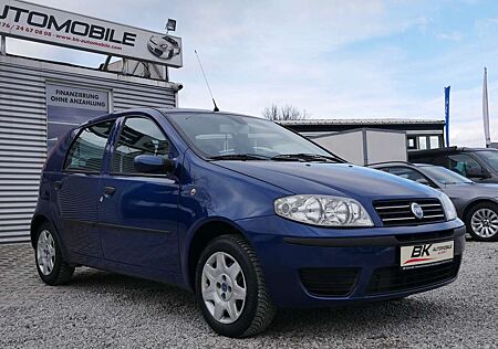 Fiat Punto 1.2 TÜV,- Kundendienst Neu Einparkhilfe Klima