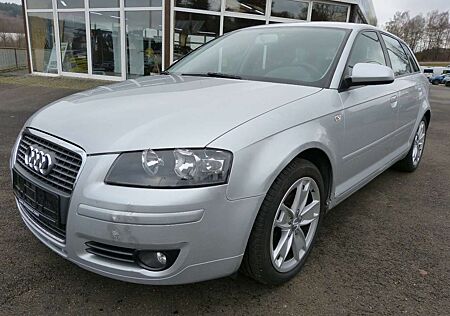 Audi A3 Sportback 2.0 TDI Attraction [AHK]