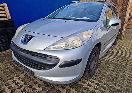 Peugeot 207 Tendance OHNE Tüv