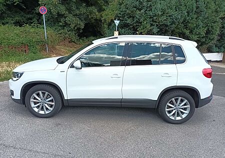VW Tiguan Volkswagen Lounge Sport & Style BMT