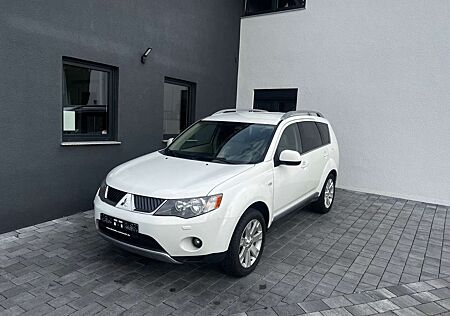 Mitsubishi Outlander 2.4 Instyle Automatik mit LPG/7Sitzer