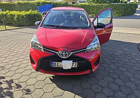 Toyota Yaris 1.0 VVT-i Cool