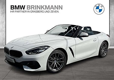 BMW Z4 sDrive20i / ADVANTAGE + NAVI + WLAN + DAB + LMR