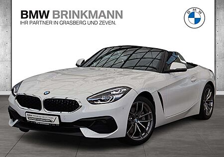 BMW Z4 sDrive20i / ADVANTAGE + NAVI + WLAN + DAB + LMR
