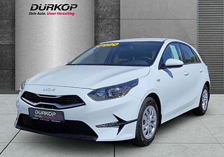 Kia Cee'd Ceed / BEST 1.5T GDi Klima Ganzjahresreifen DAB Spurhalte