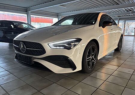 Mercedes-Benz CLA 200 AMG Line PREMIUM Night-Paket Panoramaschiebedach