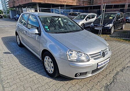 VW Golf Volkswagen 5. AUTOMATIK.1.6i. 116PS. 4Tür.Klima TÜV 1J.