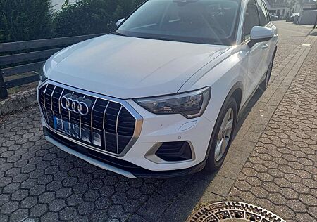 Audi Q3 35 TFSI S tronic