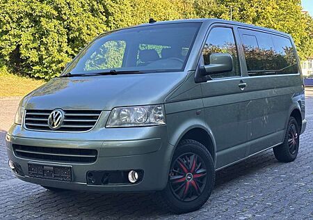 VW T5 Caravelle Volkswagen Caravelle 9-Sitzer Klimaa. Sitzheizung Navi AHK