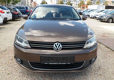 VW Jetta Volkswagen Life BMT *TOP ZUSTAND 19" FELGEN SCHECKHEFT