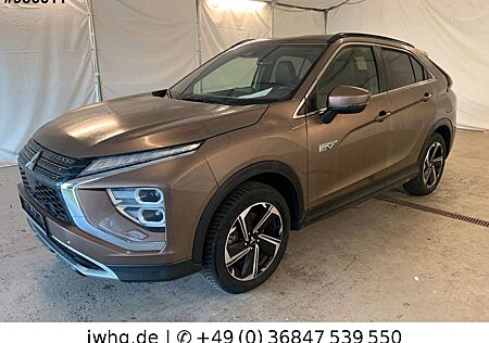 Mitsubishi Eclipse Cross Hybrid Plus 4WD NAVI/KAMERA/LEDER