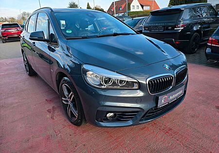 BMW 220 Active Tourer d xDrive Sport line Pano/LED