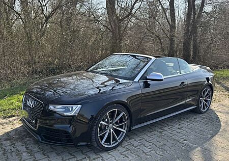 Audi RS5 Cabrio S tronic