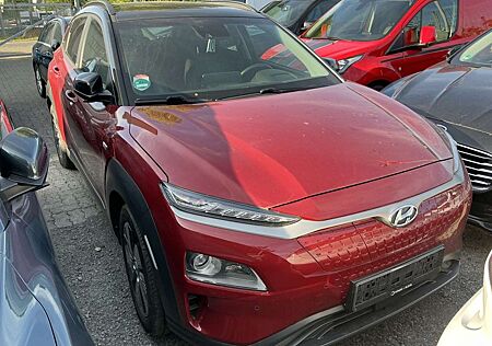 Hyundai Kona Premium ACC R.Cam LED Wärmepumpe digCockpit