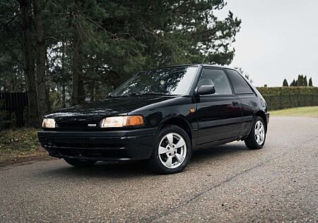 Mazda 323 4WD 16V GLX