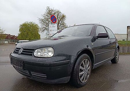 VW Golf Volkswagen 2.0 Auto Basis