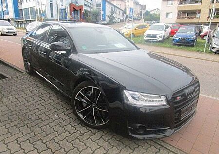 Audi S8 4.0 TFSI plus tiptronic quattro/Sportausspuff