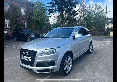 Audi Q7 3.0 TDI Quattro S-Line /Navi/AHK3.5T/Leder