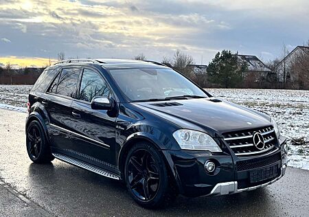 Mercedes-Benz ML 63 AMG 4Matic 7G-TRONIC Facelift AHK 20" Voll TV S-Dach