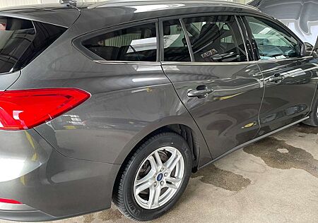 Ford Focus Turnier 1.5 EcoBlue Start-Stopp-System COOL