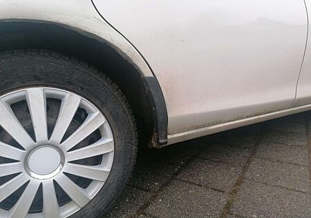Mazda 323 S 1.5 Comfort