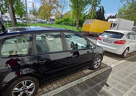Ford Focus C-Max 2.0 TDCi Ghia