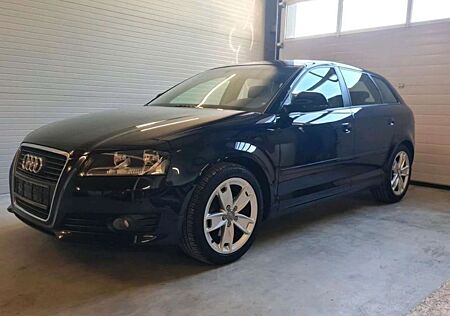 Audi A3 1.8 TFSI Ambition ☆1.Hand ☆AHK☆Pano