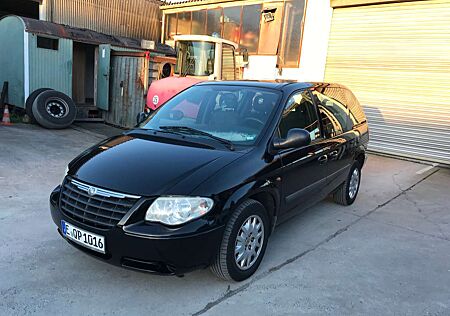 Chrysler Voyager 2.8 CRD SE 8 Sitze