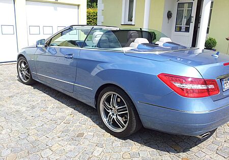 Mercedes-Benz E 350 E-Klasse Cabrio Diesel CDI DPF Cabrio BlueEFFICIEN