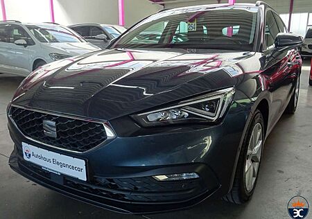 Seat Leon SP 2.0 TDI STYLE*PANO*AHK*ACC*CAM*KEY*PLA*