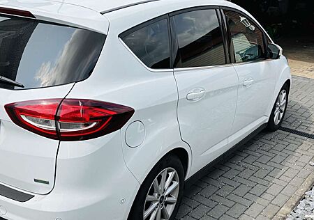 Ford C-Max Titanium