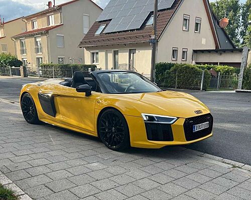 Audi R8 Spyder V10 plus quattro Keramik 5.2 FSI S tronic