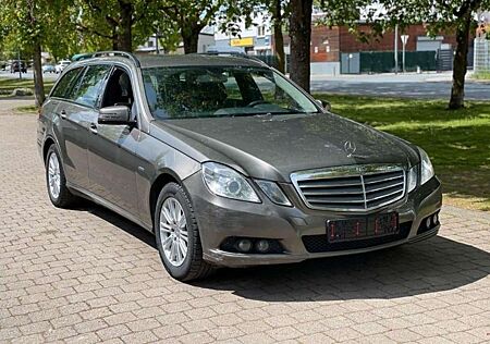 Mercedes-Benz E 300 CDI BlueEfficiency / 1.Hand