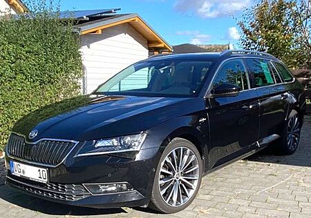 Skoda Superb III Combi Diesel Combi 2.0 TDI 4x4 DSG AHK