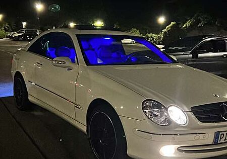 Mercedes-Benz CLK 320 Coupe Elegance