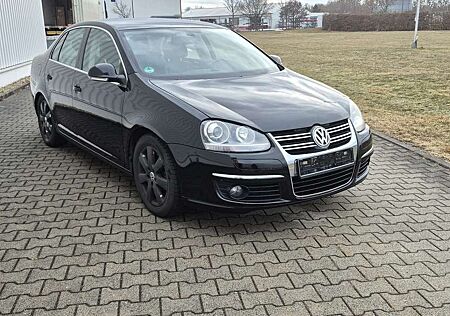 VW Jetta Volkswagen 2.0 Turbo FSI Sportline