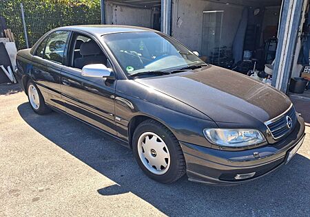 Opel Omega Omega 2.2 16 V Selection